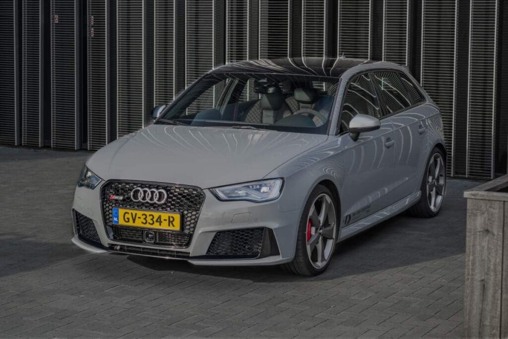 Audi RS3 - Manify4
