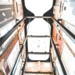 Schommel rechtstreeks in je bed in Cincinatti, Airbnb Finds: minimalisme, design en kunst in Cincinnati