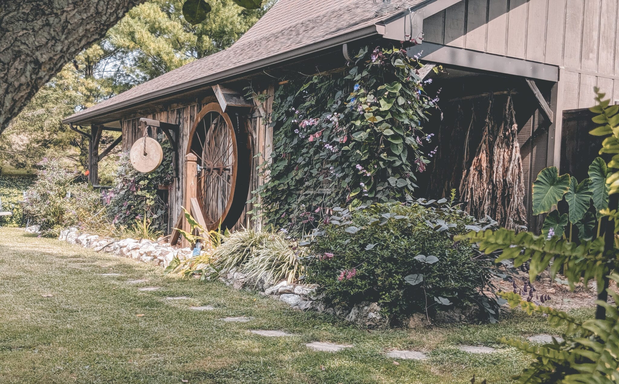 Airbnb Finds: waan jezelf in The Lord of the Rings in deze hobbit-woning