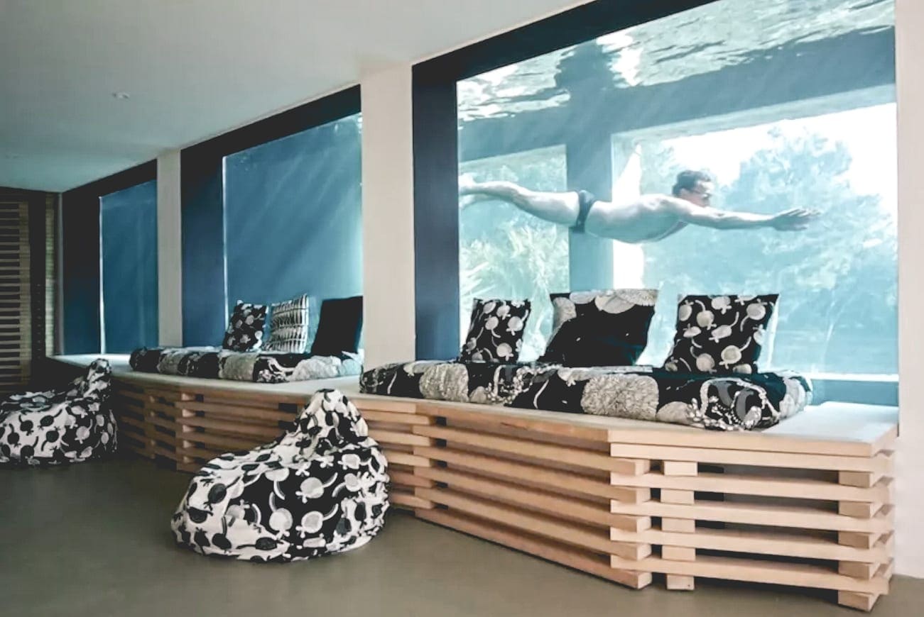 Airbnb Finds: villa on the rocks in Frankrijk met zwembadaquarium