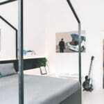 artistieke, Airbnb Finds: klassiek appartement met funky vibes in Boedapest