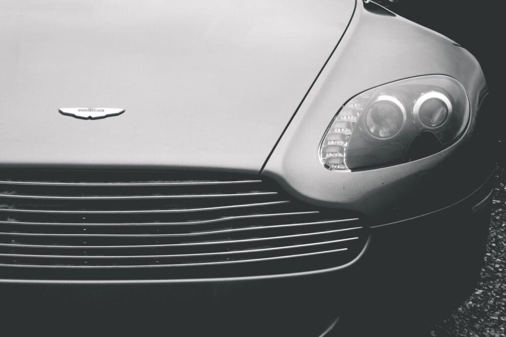 Deze 4 Aston Martins ga je zien in de nieuwe James Bond-film
