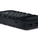 Avanca-Powerbar-Pro-9000-mobile-emergency-charger-or-powerbank-ports-detail