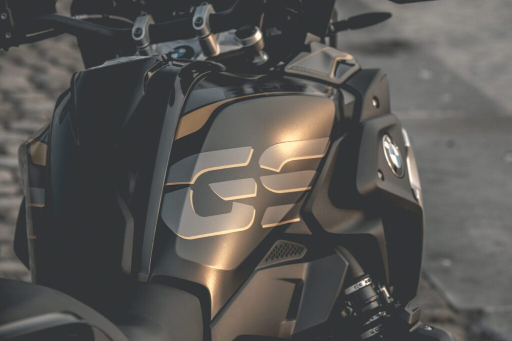 De BMW R1250GS is voor de echte avonturier