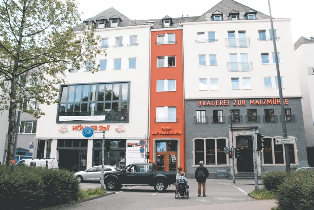, Goals: <strong>dit hotel</strong> heeft badkamers met een eigen biertap