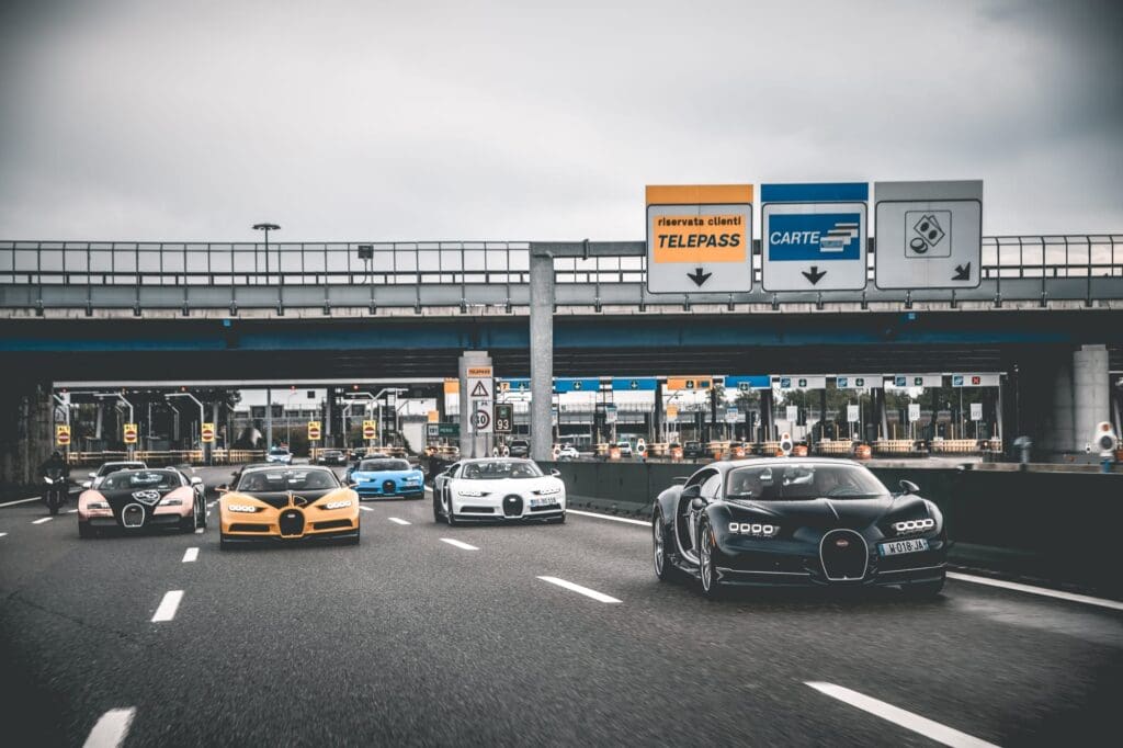 Bugatti viert zijn 110e verjaardag met een Grand Tour