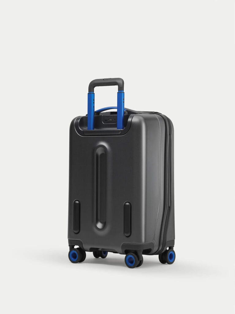 Carry-on_07_3quarter_back