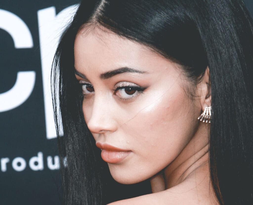 Nederlandse Cindy Kimberly schittert als coverster van Maxim