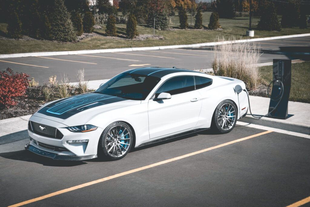 Mustang Lithium