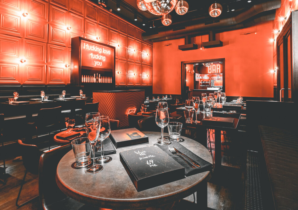 Bar Rouge