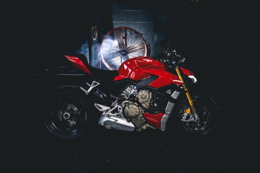 Streetfighter, Let&#8217;s get ready to rumble: Ducati Streetfighter V4S