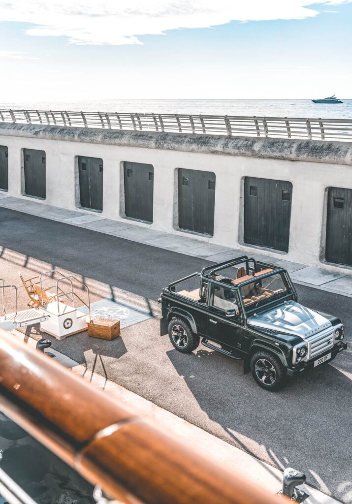 Overfinch Defender