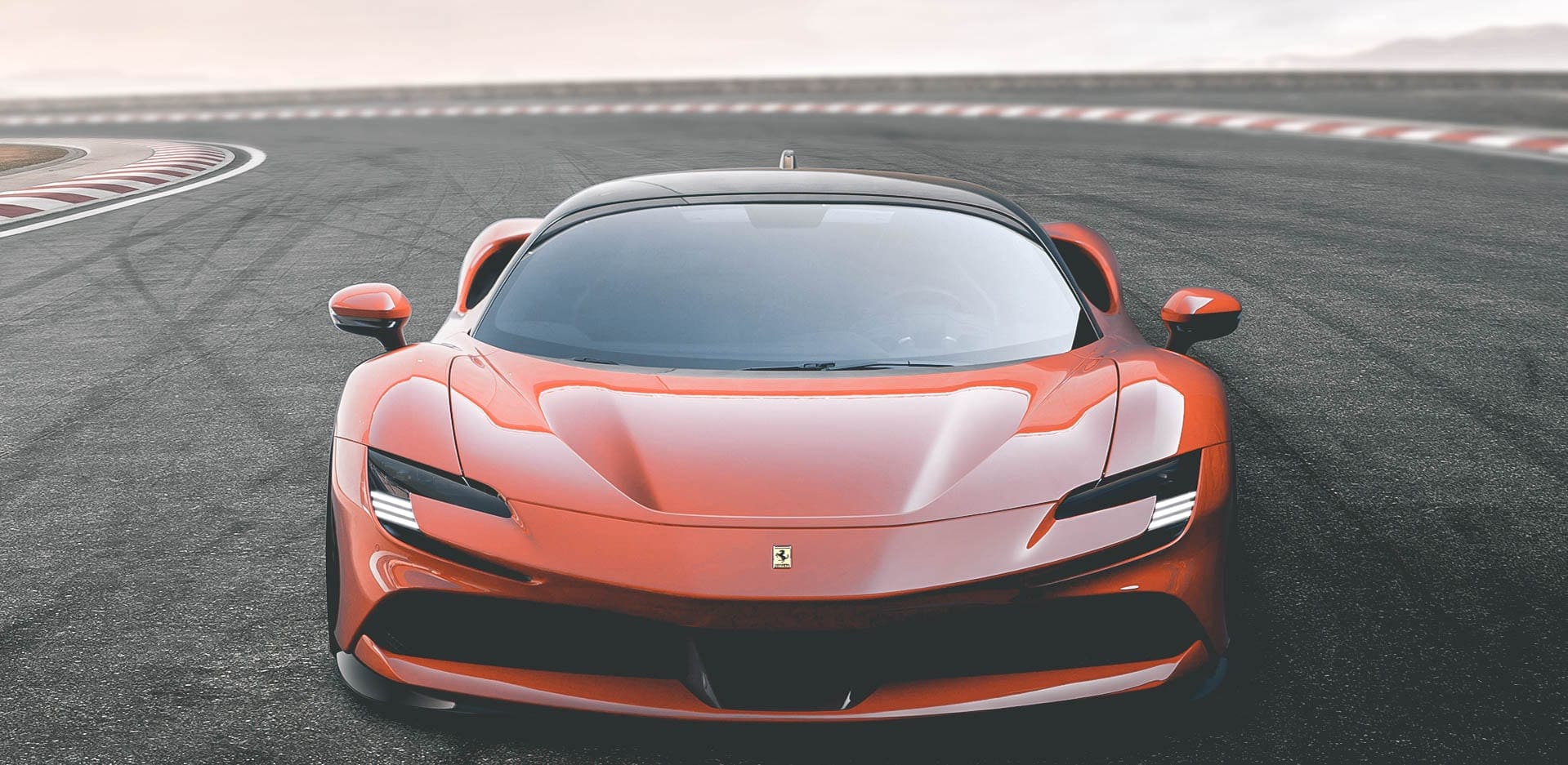 Maak kennis met de Ferrari FS90 Stradale, de eerste PHEV van Ferrari