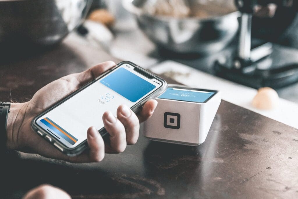Geld besparen met je telefoon doe je zo