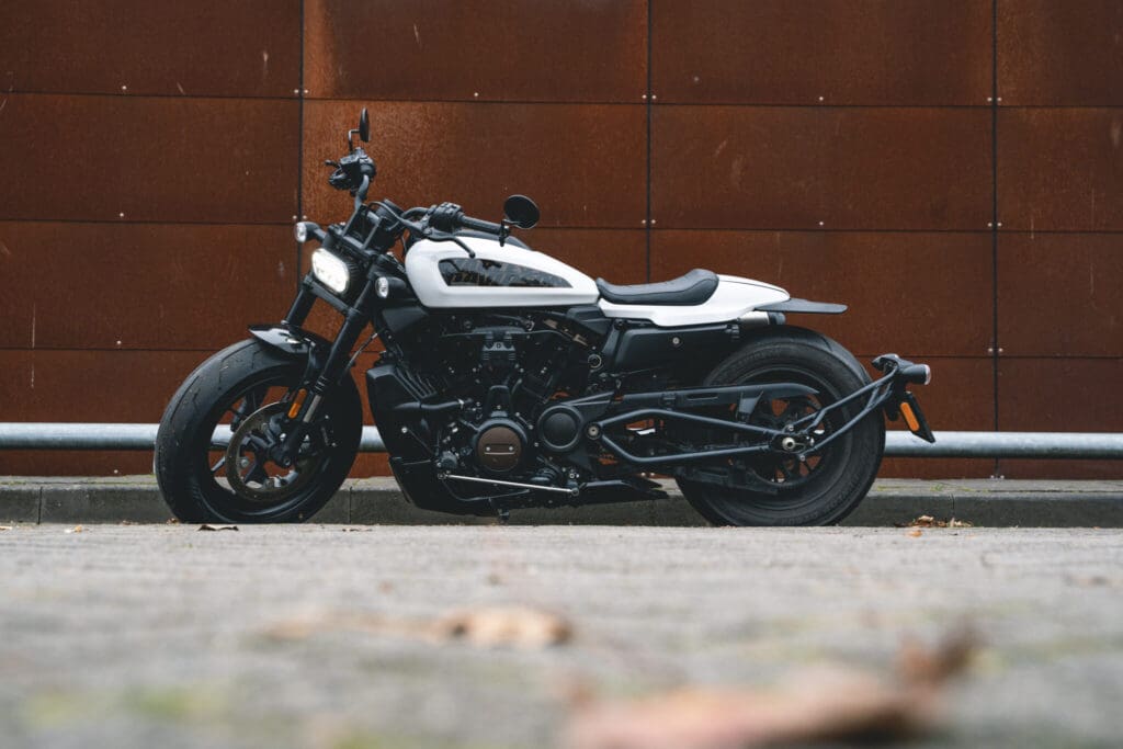 , Vlammen op de nieuwe Harley-Davidson Sportster S