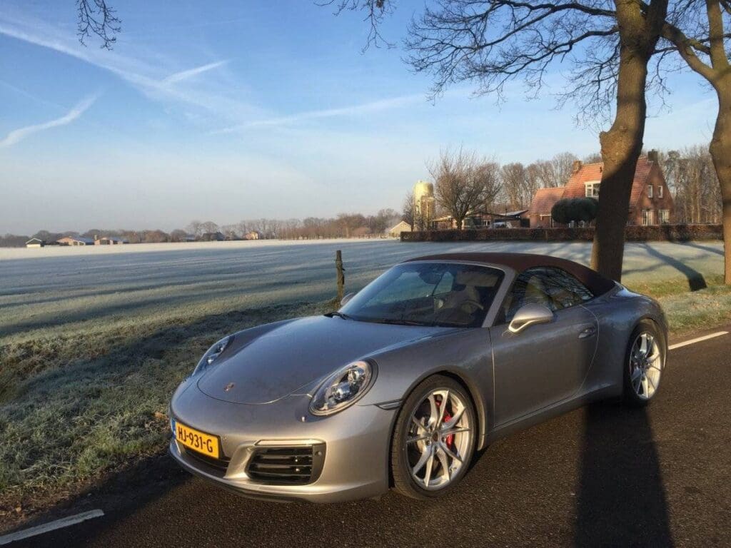 Porsche 911 Carrera S - Training - Manify2