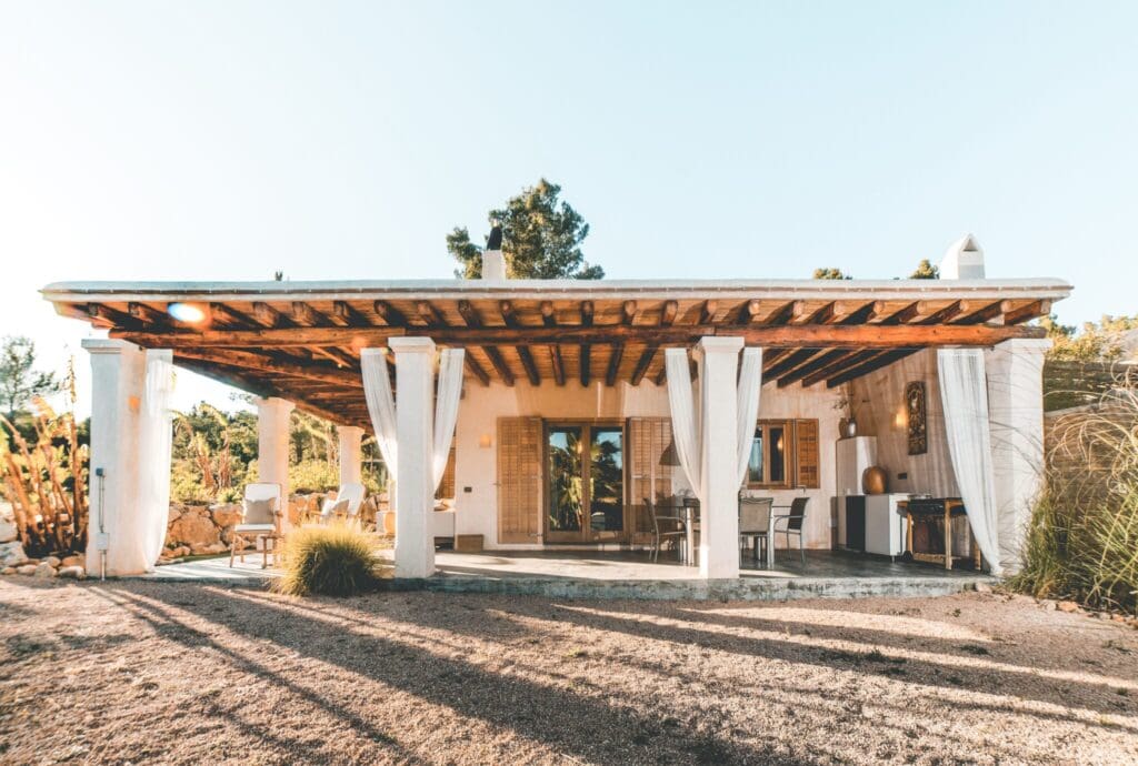 Airbnb Finds: milieuvriendelijk kunststukje op Ibiza