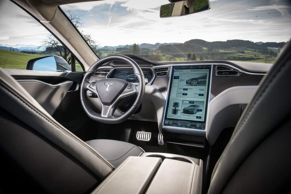 Tesla Model S P90D