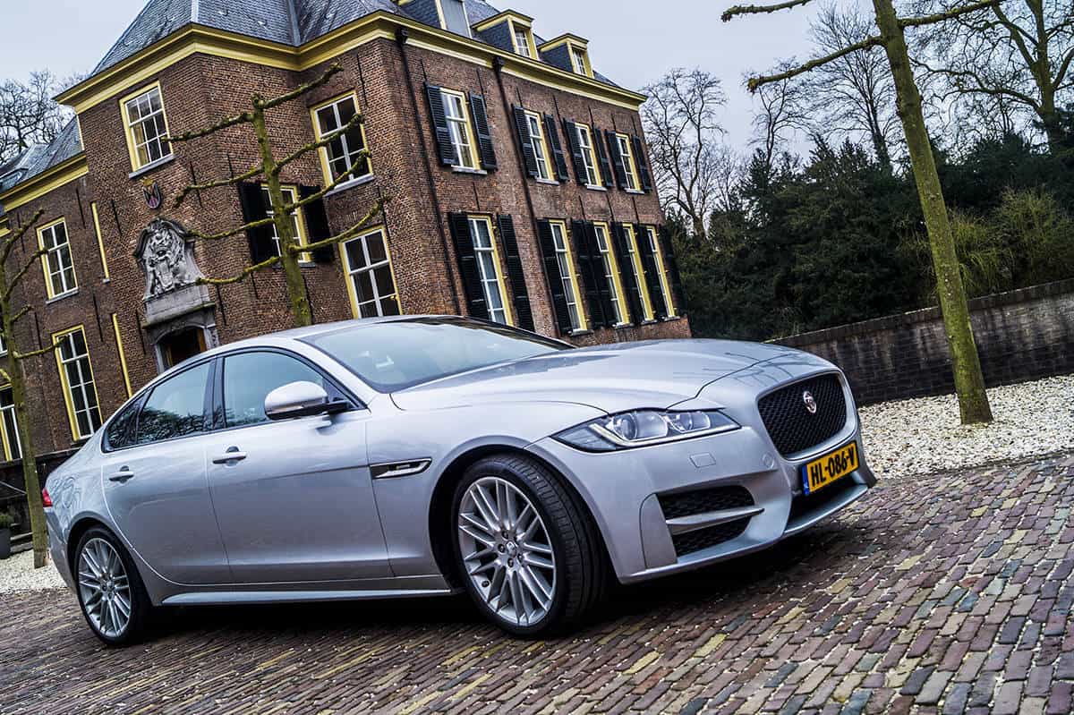 Jaguar-xf-header