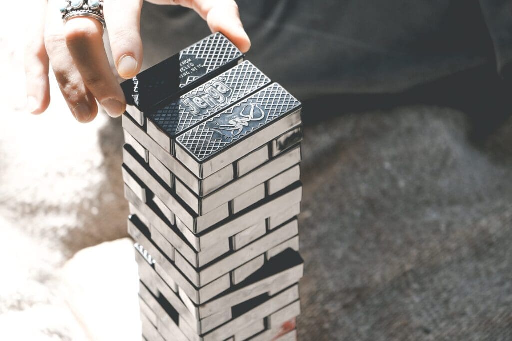 Jenga Ocean is gemaakt van oude visnetten