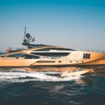 Khalilhah superyacht , Te koop: ultraluxe superjacht Khalilah is de droom van iedere man