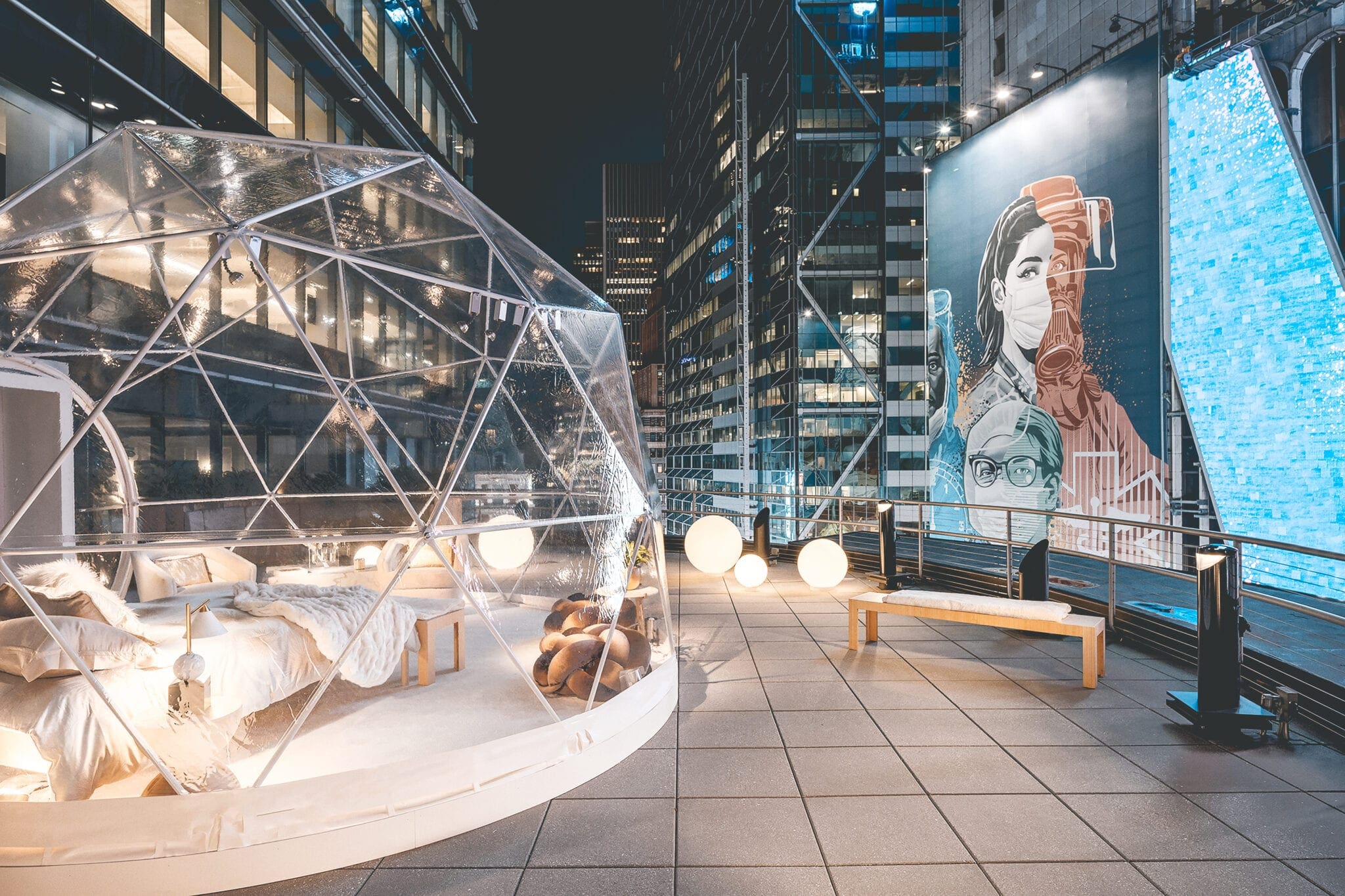 Airbnb Finds: slapen op Times Square of in de grootste speelgoedwinkel van NYC