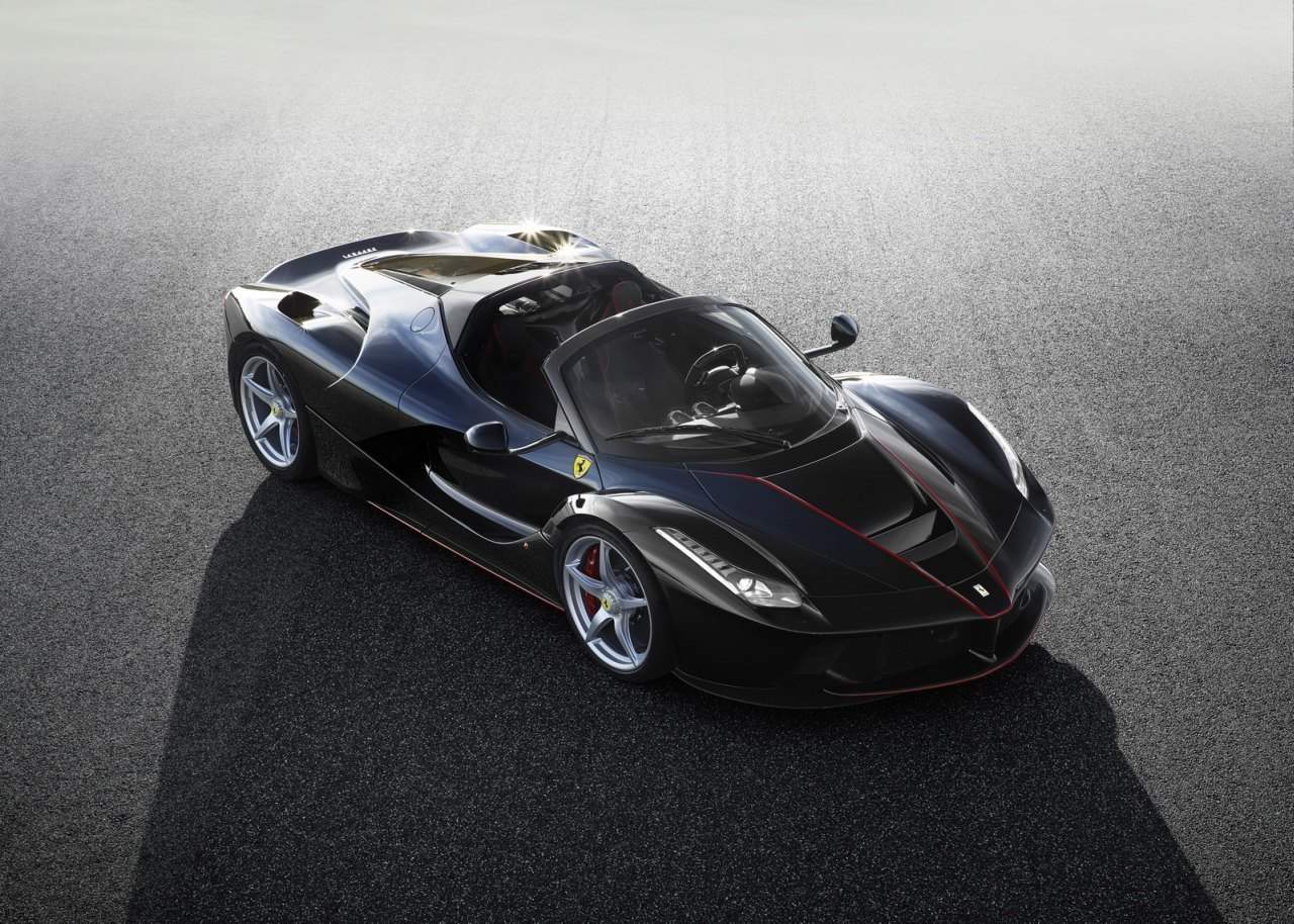 LaFerrari-Spider-01