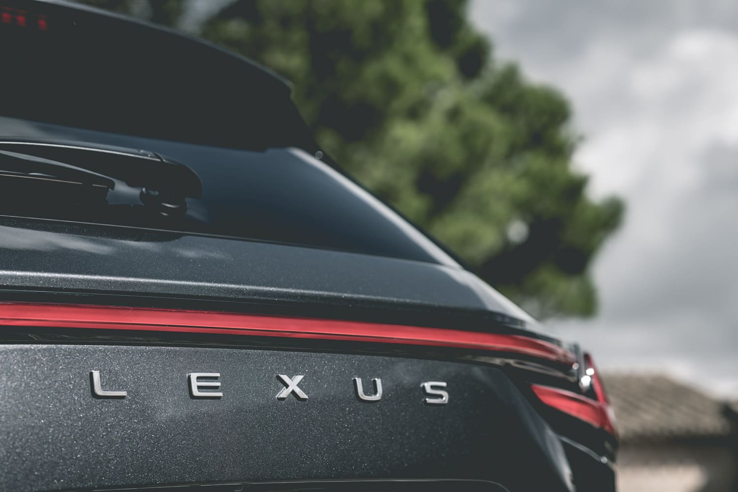 Rijtest met de Lexus NX450h+ op Mallorca