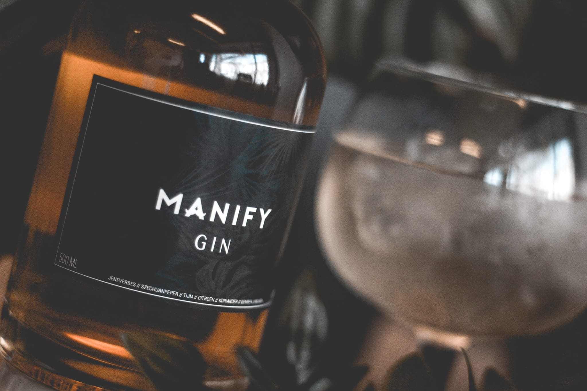 Creeer je eigen gin met je vriendengroep!