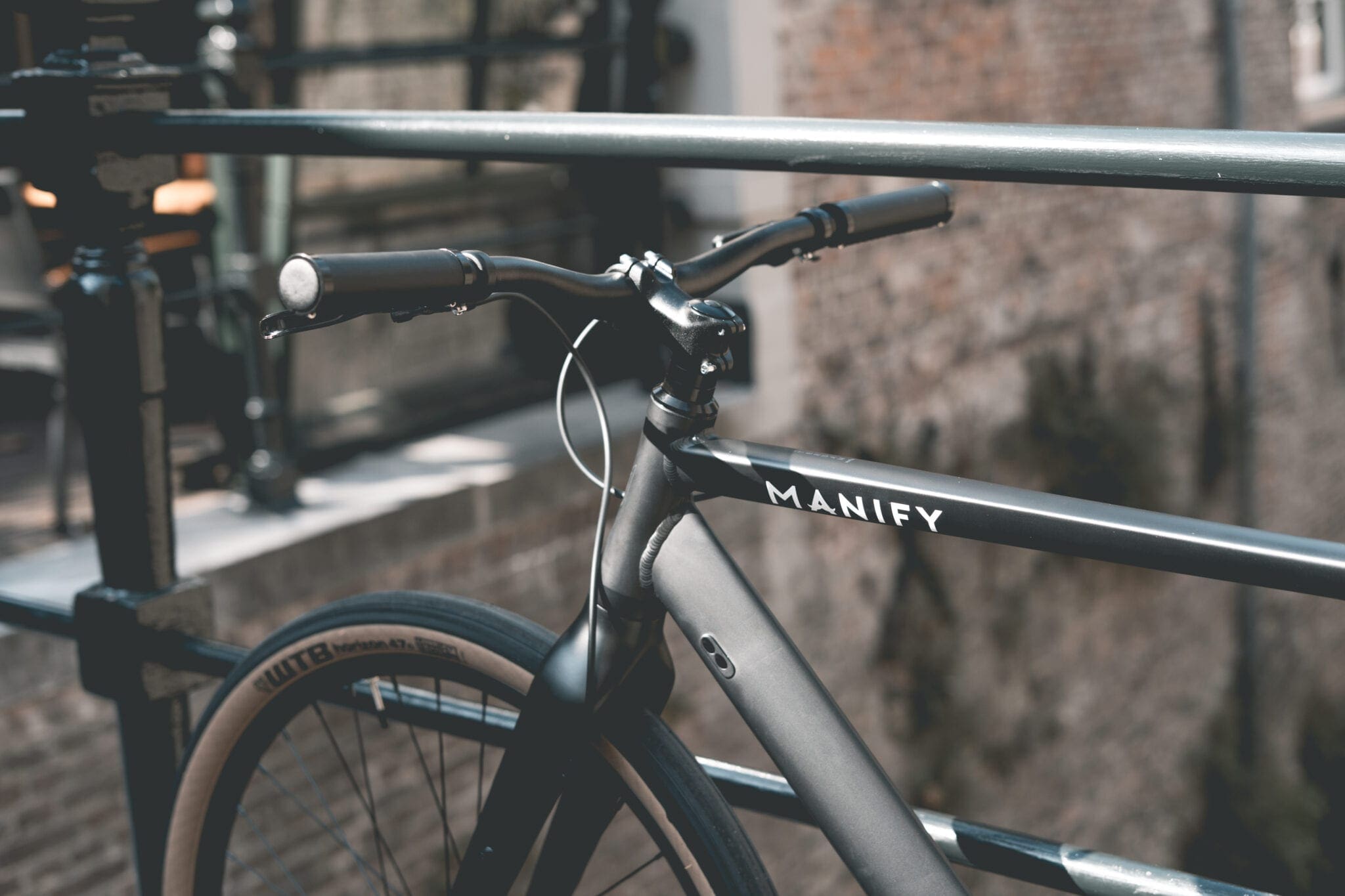MANIFY x Lekker Bikes Amsterdam Elite M2