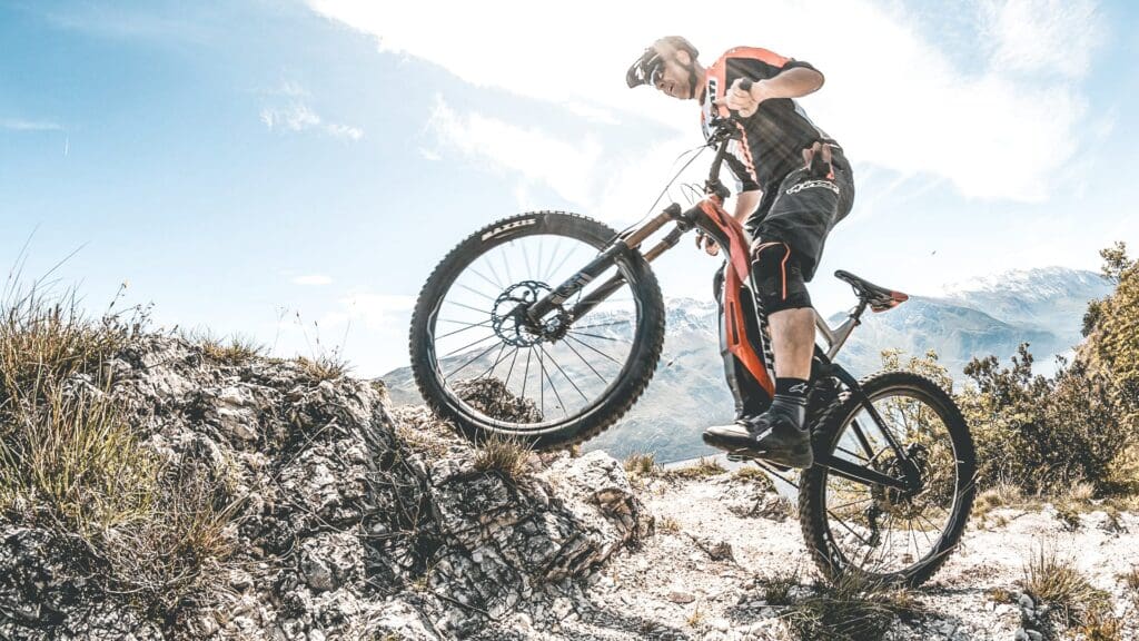 Ducati heeft nu ook een elektrische mountainbike voor in de bergen