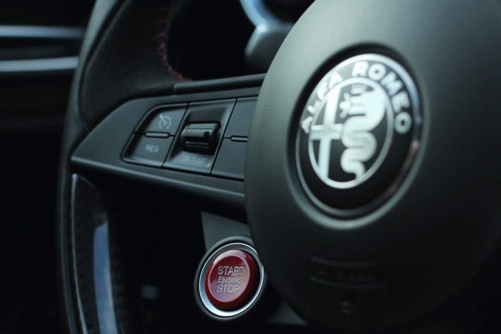manify-alfa-romeo-giulia-q15