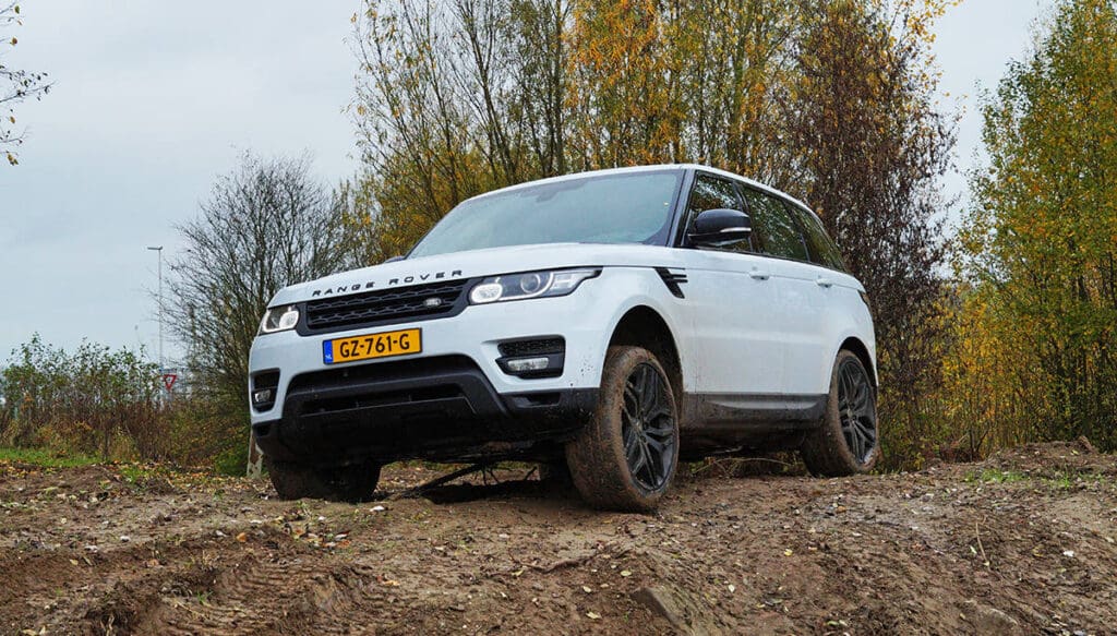 Manify Rang Rover Sport OffRoad10