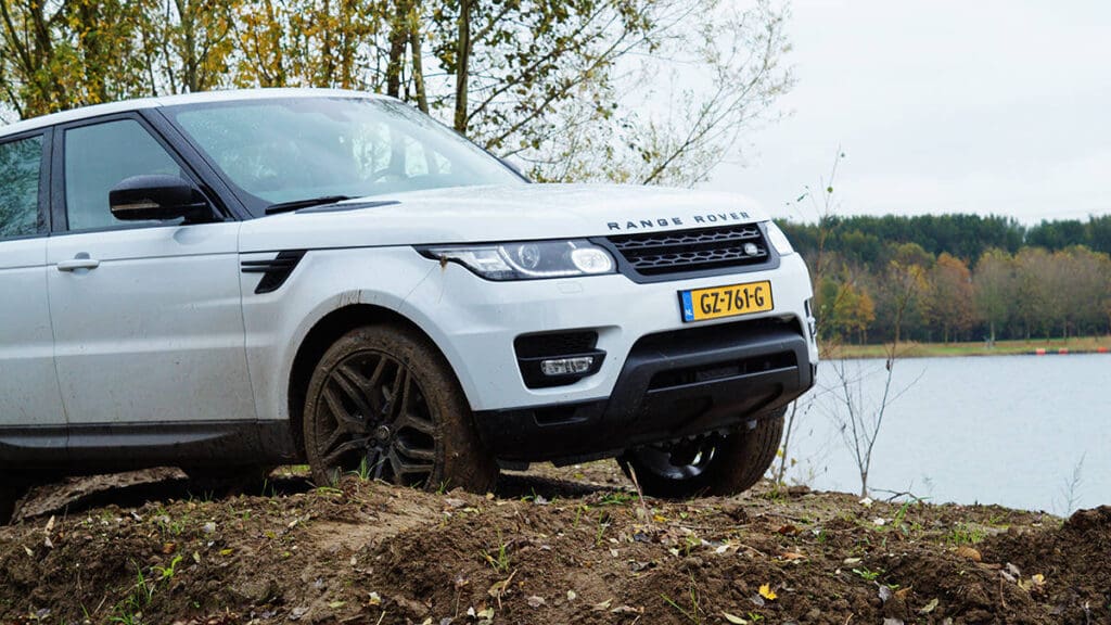 Manify Rang Rover Sport OffRoad11