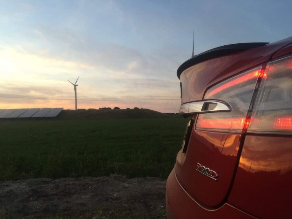 Manify Tesla11