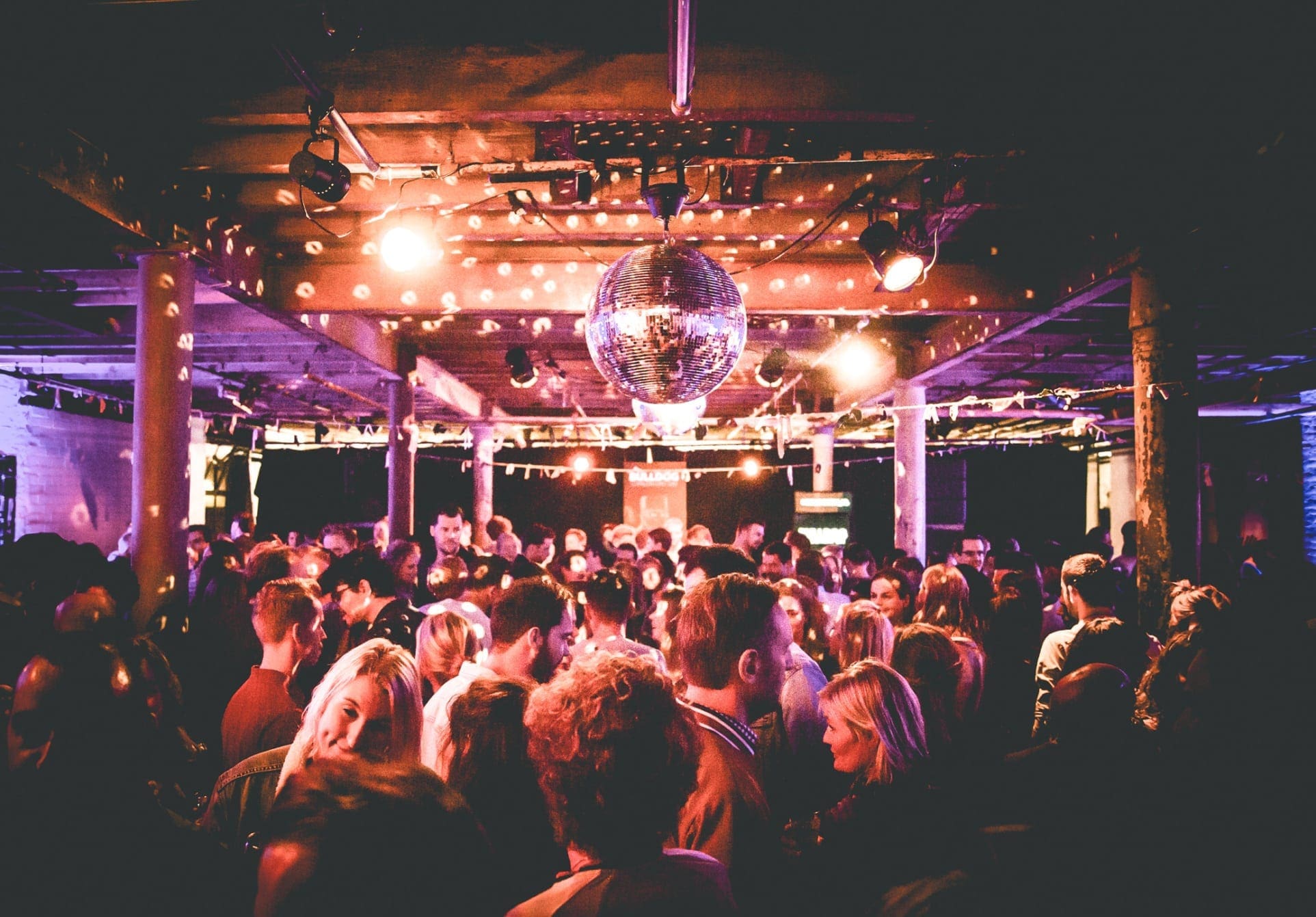 Manify: Out of office, Koudijs Kafe [21-09-2018]