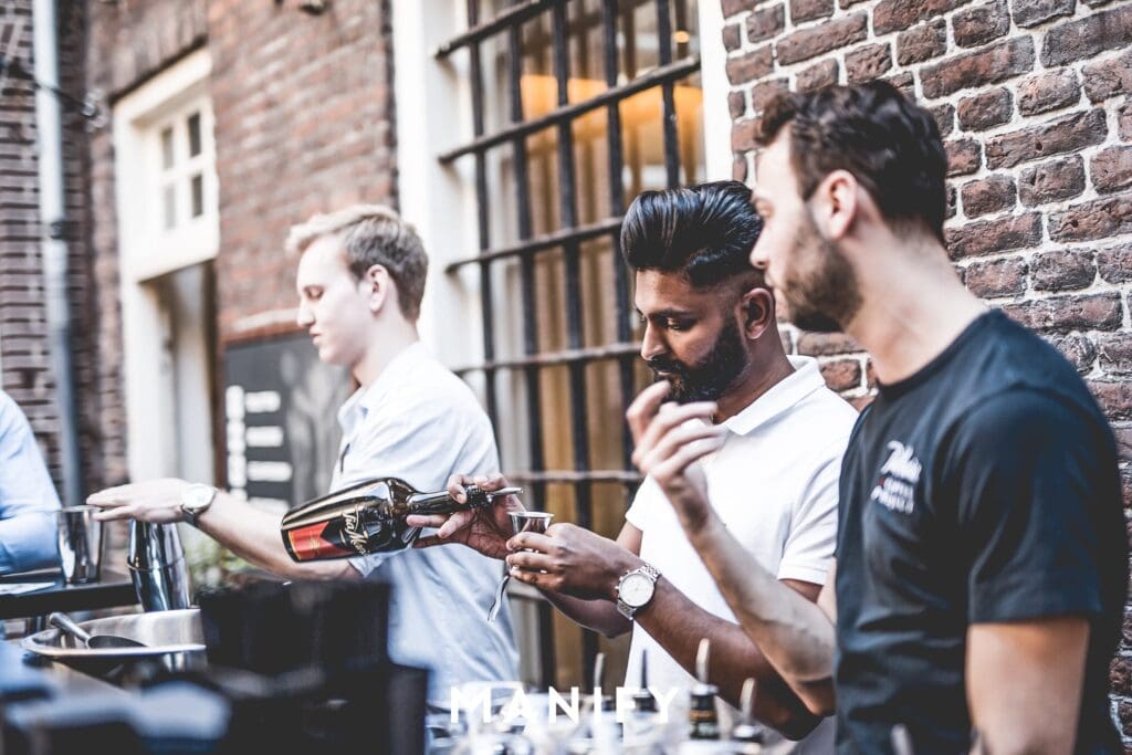 , MANIFY: Out of office, Oude Rechtbank Eindhoven [19-04-2019]