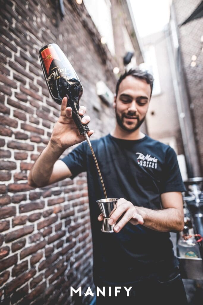, MANIFY: Out of office, Oude Rechtbank Eindhoven [19-04-2019]