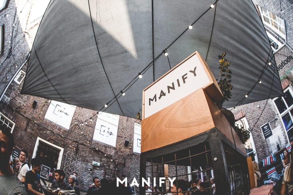 , MANIFY: Out of office, Oude Rechtbank Eindhoven [19-04-2019]