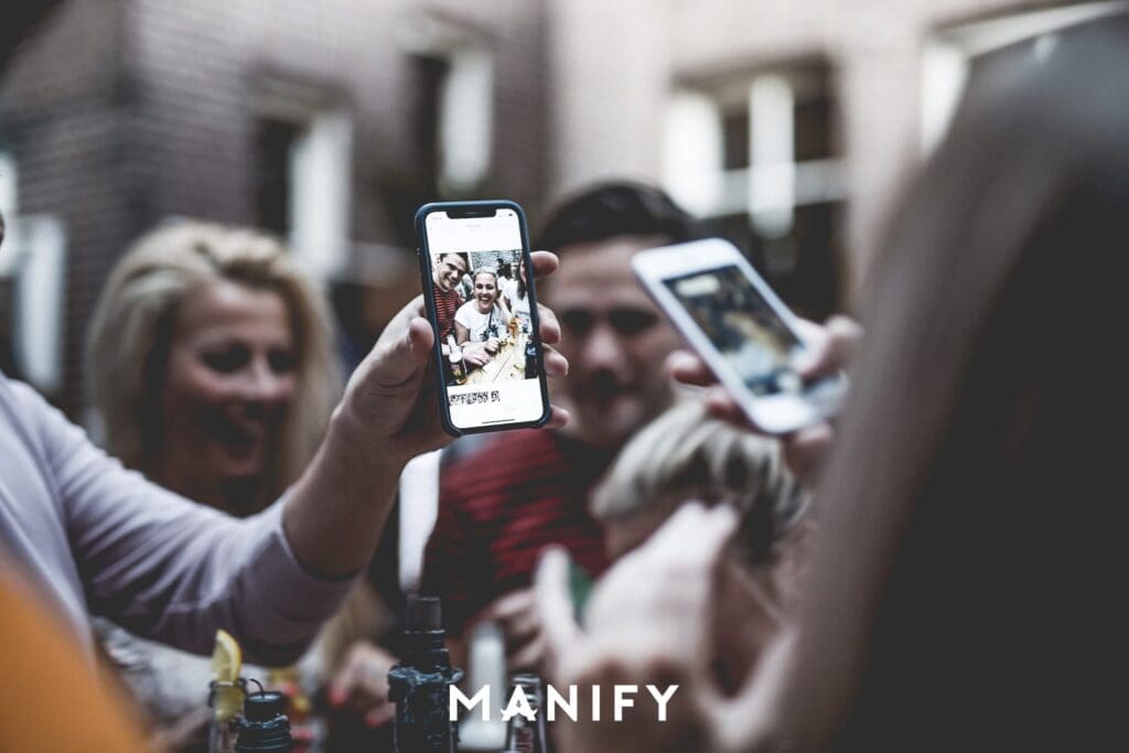 , MANIFY: Out of office, Oude Rechtbank Eindhoven [19-04-2019]
