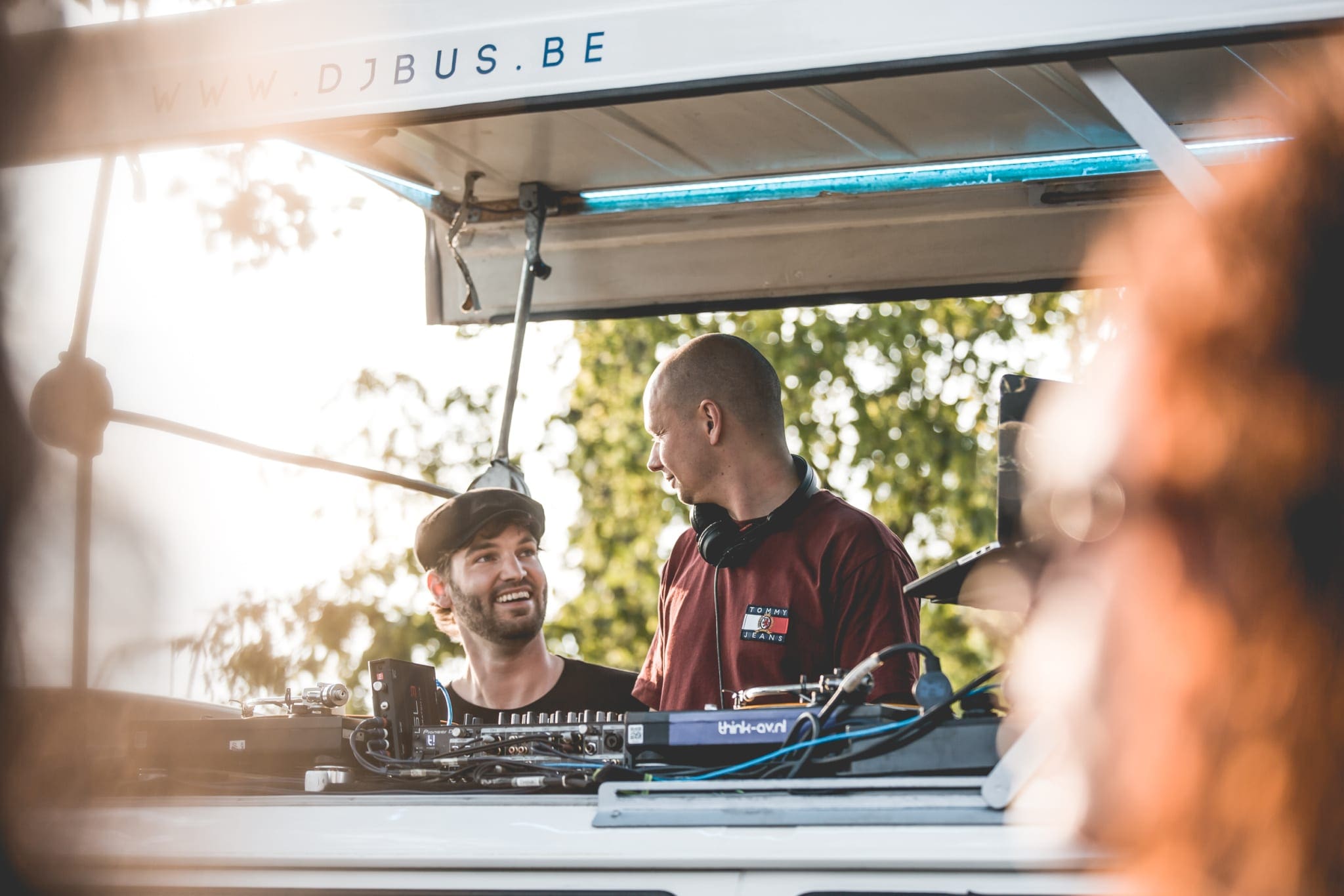 MANIFY: Out of office, Tramkade Den Bosch [31-05-2019]