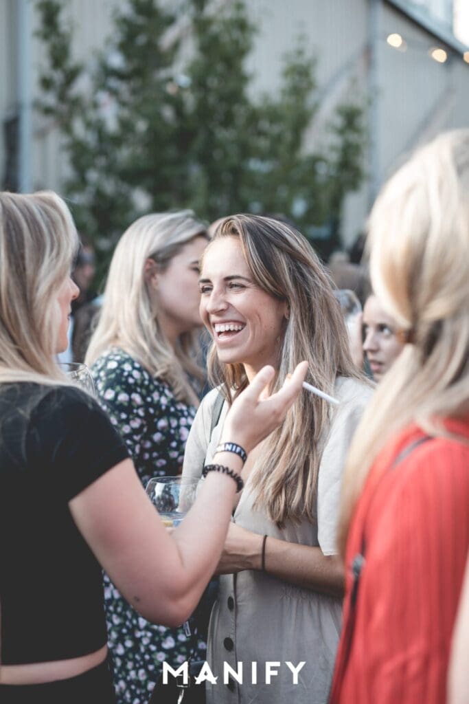 , MANIFY: Out of office, Van Aken Den Bosch [05-07-19]