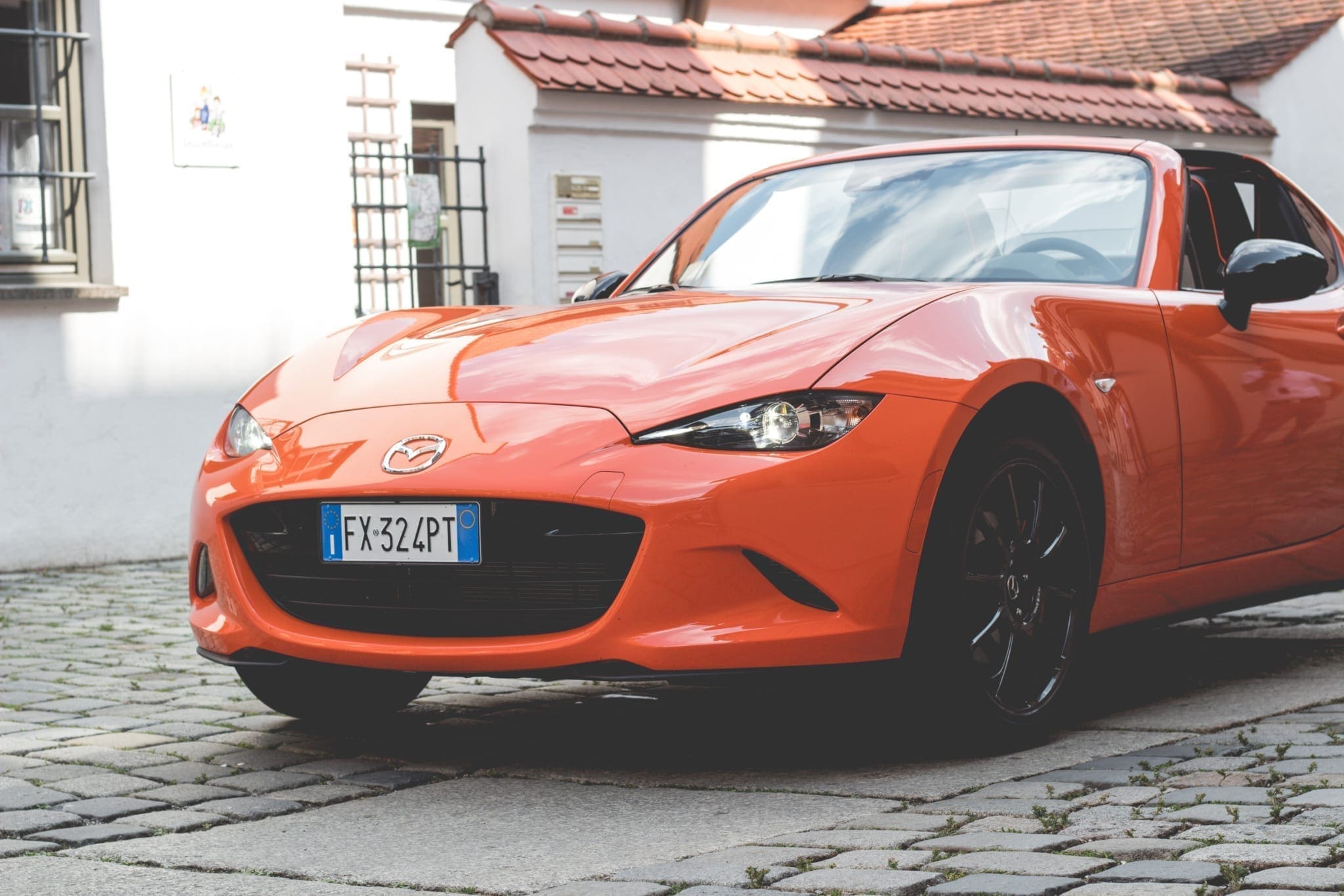 Wie jarig is trakteert: de Mazda MX-5 30th Anniversary Edition