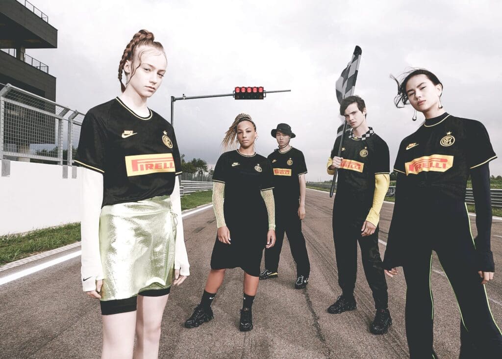 De nieuwe Nike retro third kits zijn te mooi