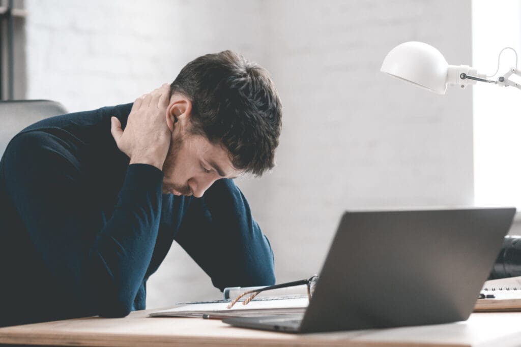 Waarom een powernap op kantoor goed werkt
