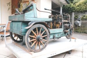 Oudste auto Duitsland 120 jaar - MANIFY