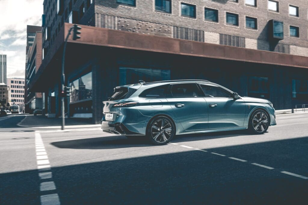 De nieuwe Peugeot 308 SW brult om aandacht