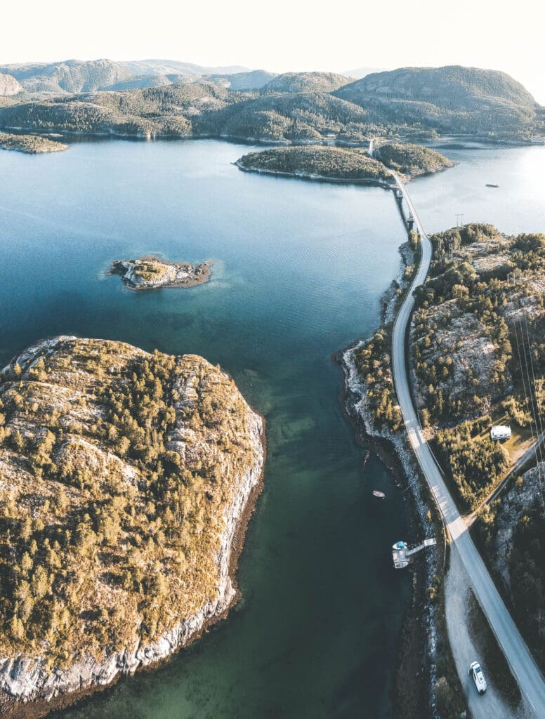 roadtrip door Noorwegen, Bucketlist-materiaal: meesterlijke foto&#8217;s van <strong>roadtripwalhalla Noorwegen</strong>