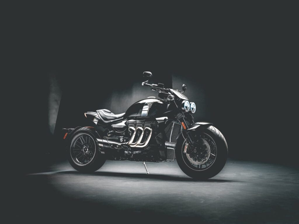 De limited edition Triumph Rocket 3 TFC is wel heel bruut!