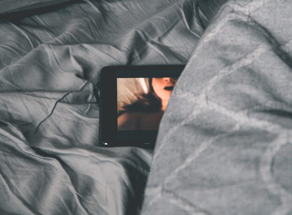 Online dirty talk: zo word je een pro in sexting